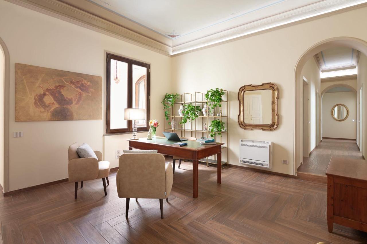 フィレンツェ Residenza Mondragone Bed & Breakfast エクステリア 写真