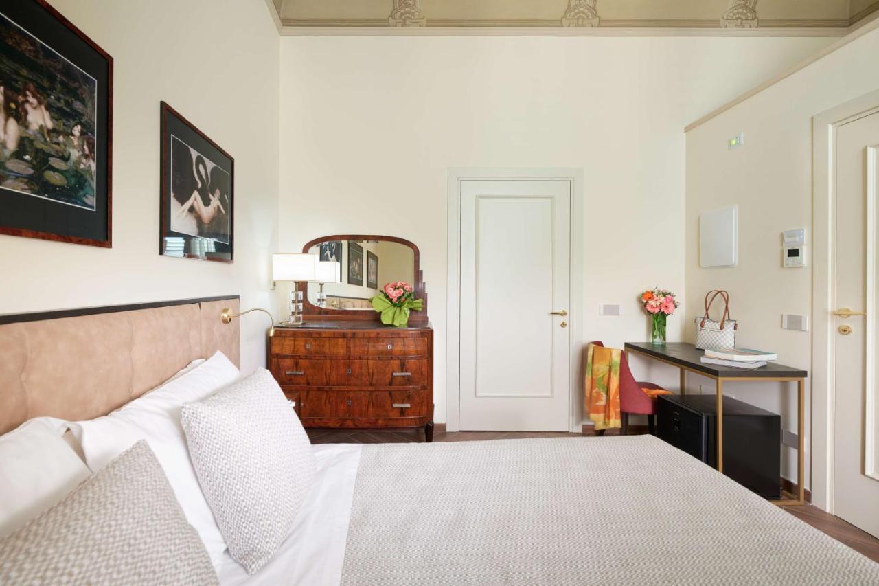 フィレンツェ Residenza Mondragone Bed & Breakfast エクステリア 写真