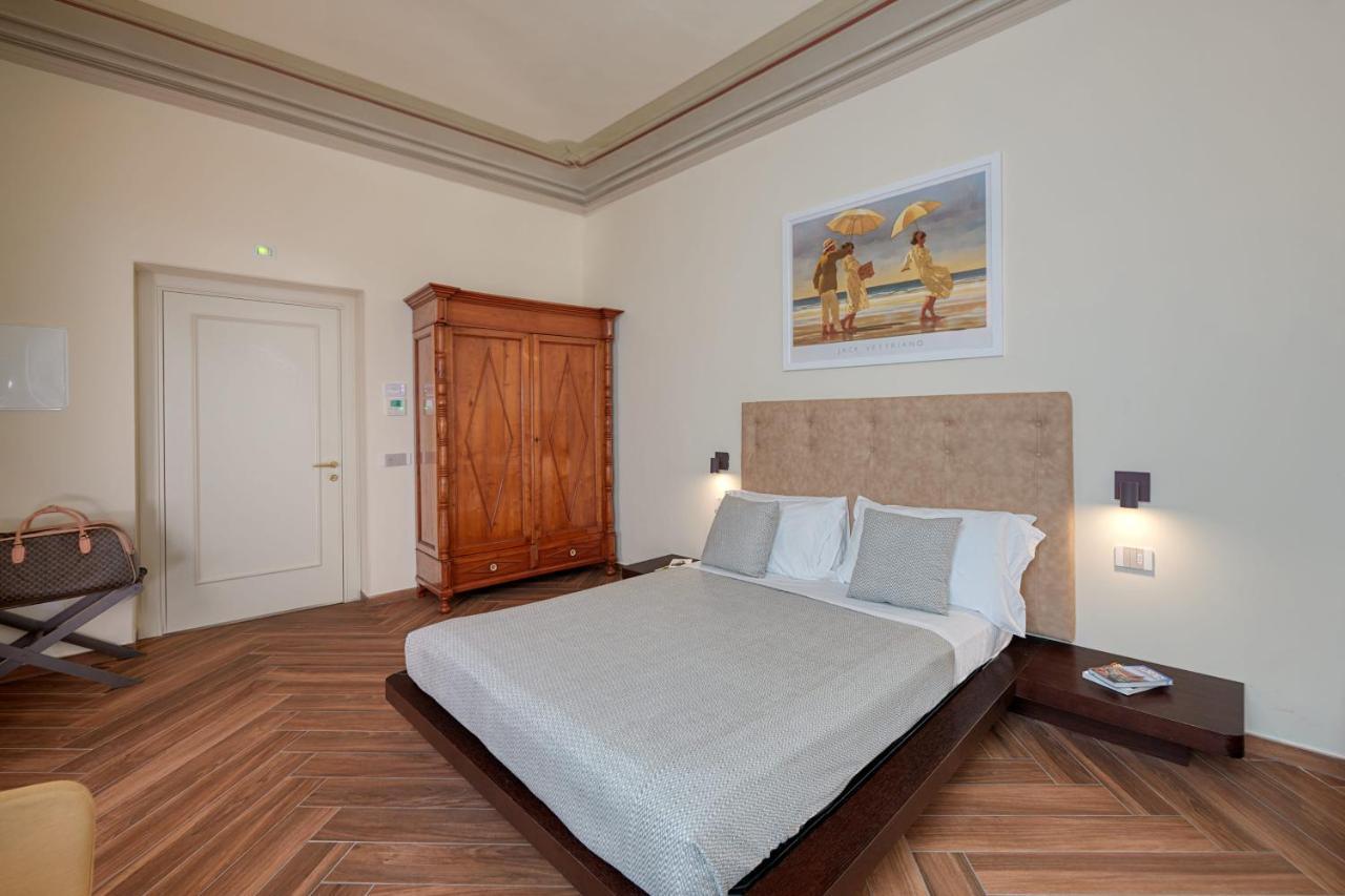 フィレンツェ Residenza Mondragone Bed & Breakfast エクステリア 写真