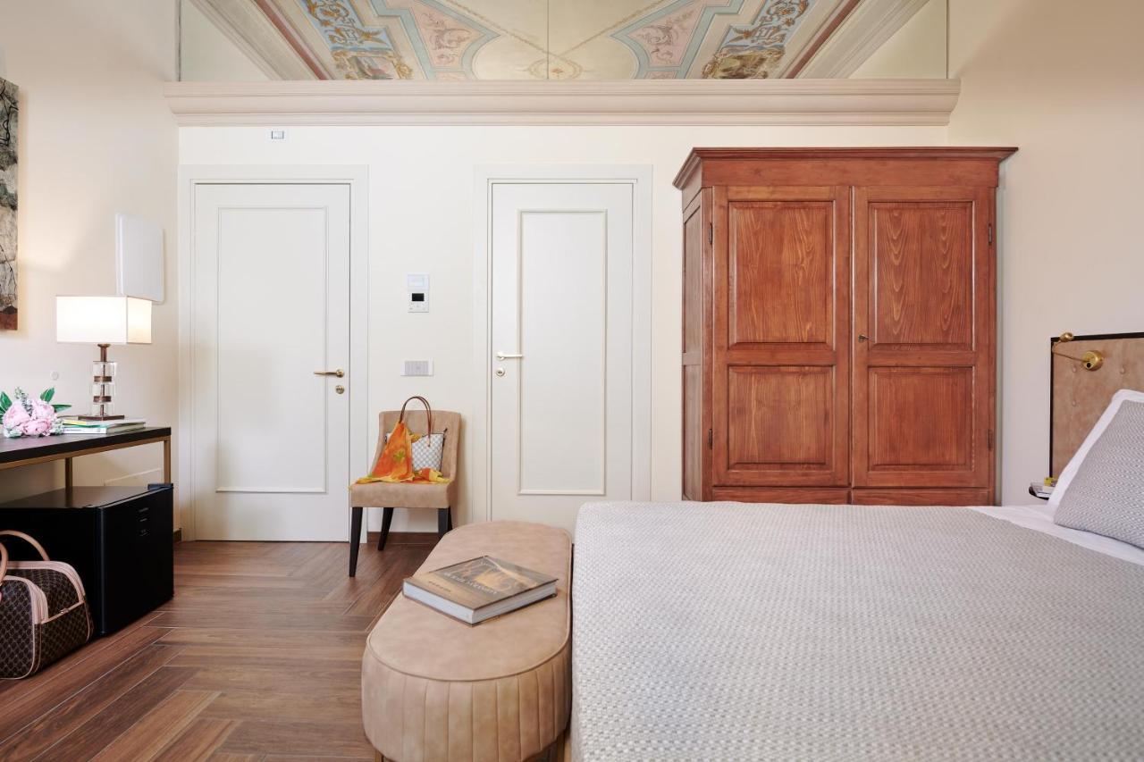 フィレンツェ Residenza Mondragone Bed & Breakfast エクステリア 写真